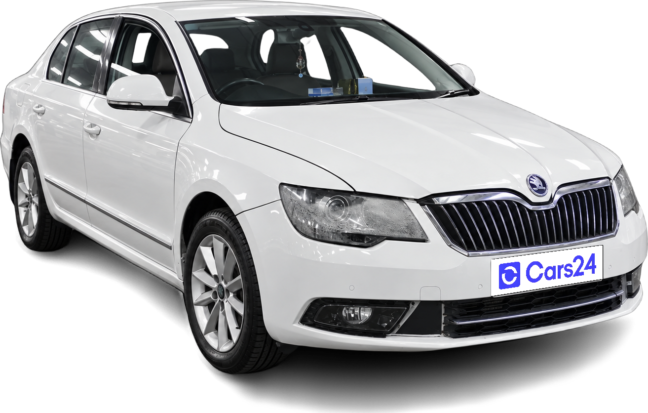 2014 Skoda Superb - Sedan - Petrol - Manual - ₹2.90 lakh