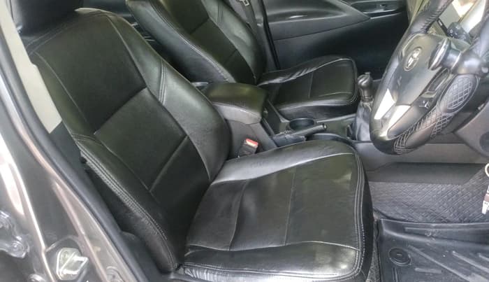 2017 Toyota Innova Crysta 2.4 G 7 STR, Diesel, Manual, 2,46,333 km, interior