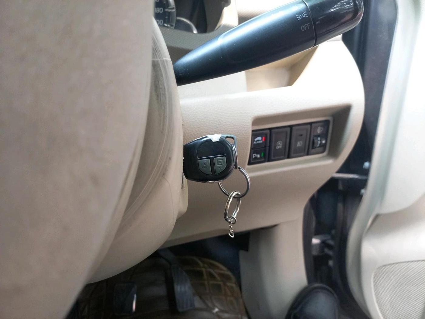 2016 Maruti Ertiga VDI SHVS, Diesel, Manual, 1,05,035 km, interior