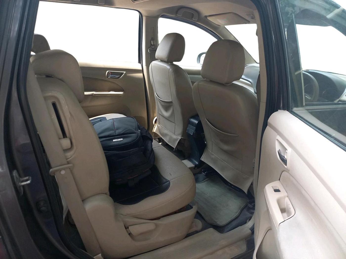 2016 Maruti Ertiga VDI SHVS, Diesel, Manual, 1,05,035 km, interior