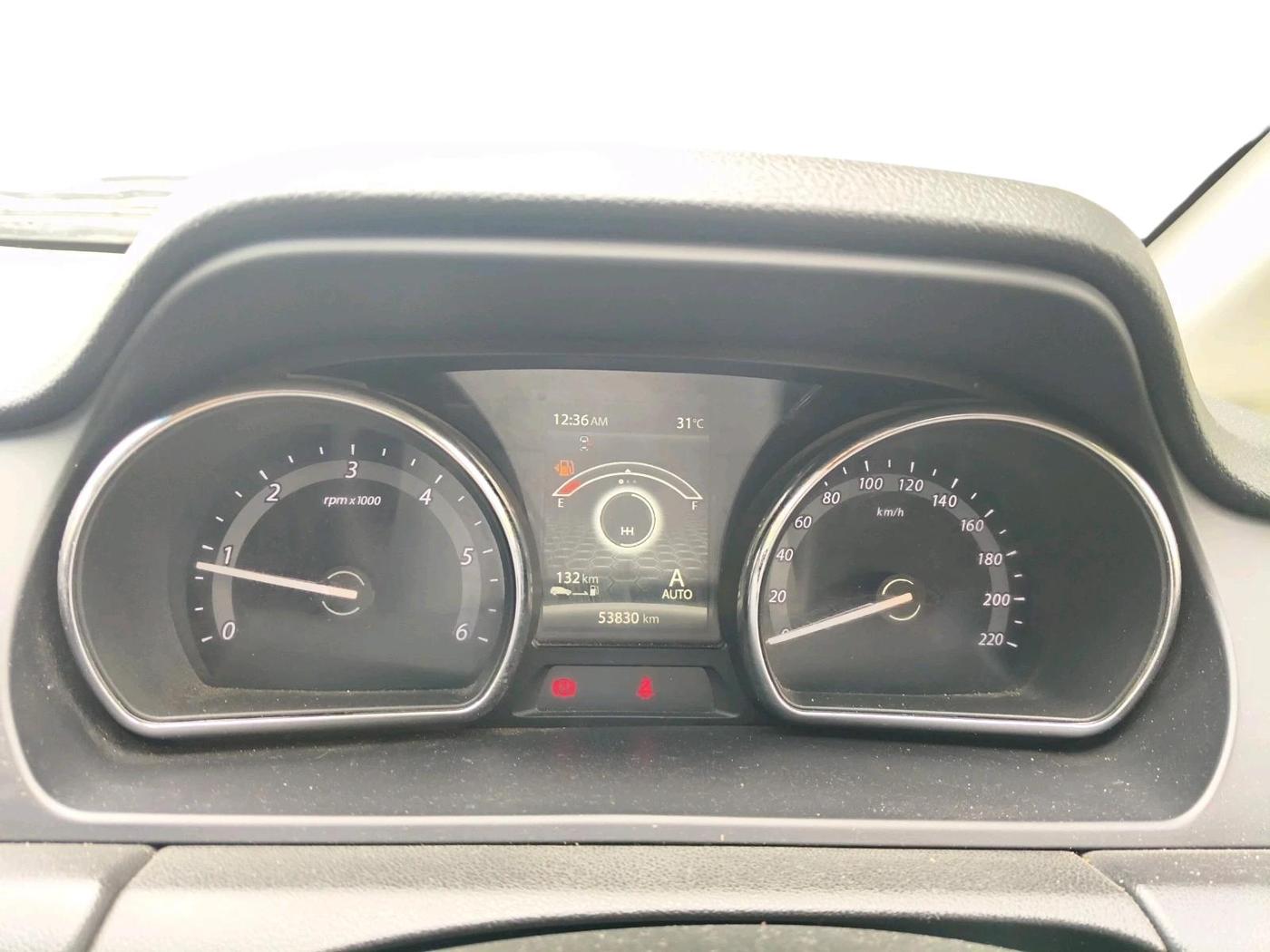2017 Tata Hexa XM 4X2 7 STR, Diesel, Manual, 58,380 km, interior