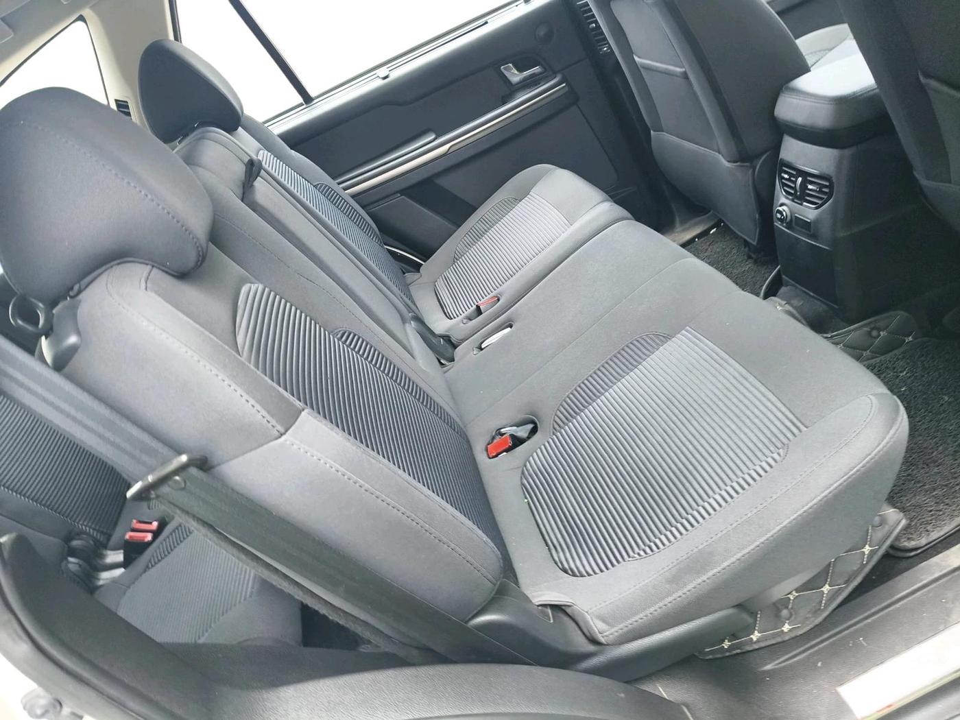 2017 Tata Hexa XM 4X2 7 STR, Diesel, Manual, 58,380 km, interior