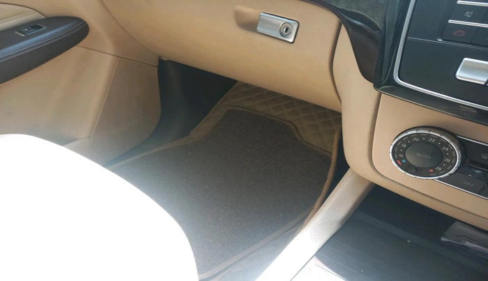 2016 Mercedes Benz GLE 250 D4 MATIC, Diesel, Automatic, 1,35,932 km, interior