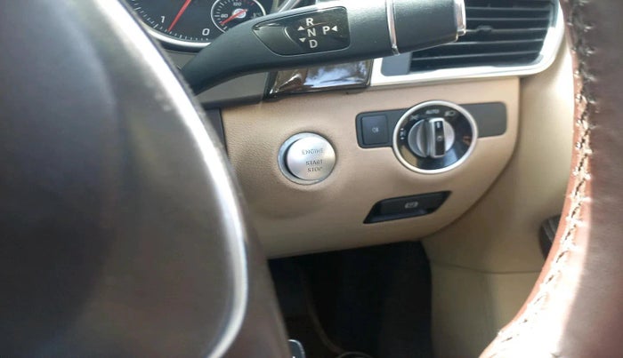 2016 Mercedes Benz GLE 250 D4 MATIC, Diesel, Automatic, 1,35,932 km, interior