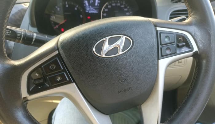 2014 Hyundai Verna FLUIDIC 1.6 CRDI SX AT, Diesel, Automatic, 1,09,466 km, interior