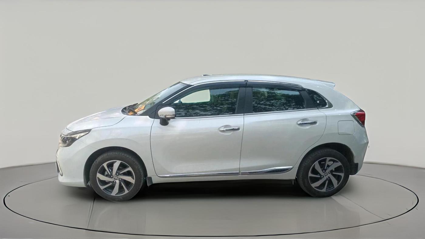2026 Toyota Glanza V AMT, Petrol, Automatic, 3,496 km, exterior