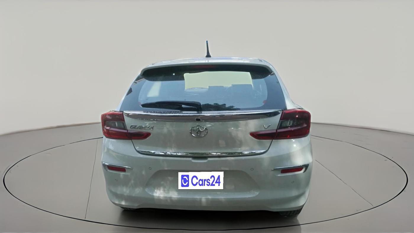 2026 Toyota Glanza V AMT, Petrol, Automatic, 3,496 km, exterior