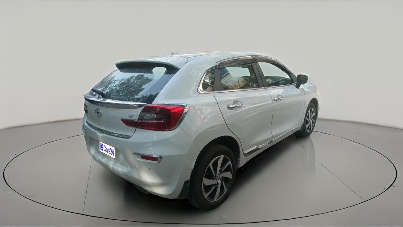 2026 Toyota Glanza V AMT, Petrol, Automatic, 3,496 km, exterior
