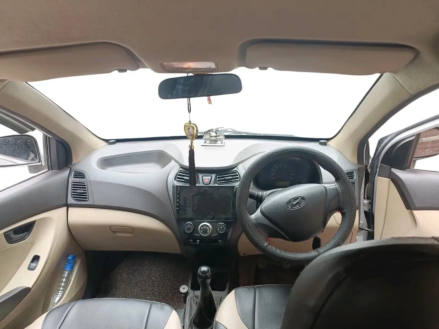 2016 Hyundai Eon ERA +, Petrol, Manual, 61,314 km, interior