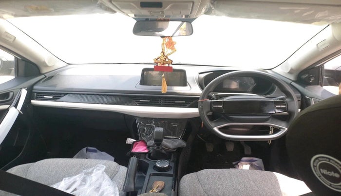 2025 Tata Curvv Pure Plus S 1.2 Petrol 6MT, Petrol, Manual, 2,018 km, interior