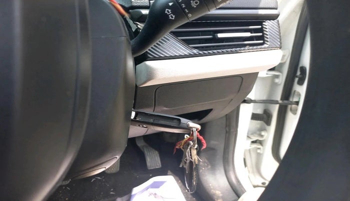 2025 Tata Curvv Pure Plus S 1.2 Petrol 6MT, Petrol, Manual, 2,018 km, interior