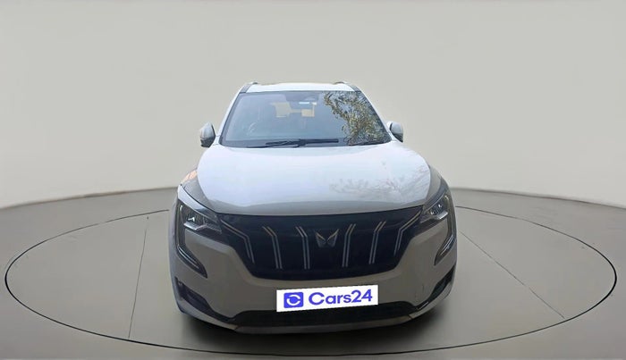 2023 Mahindra XUV700 AX 7 LUXURY D AT 7 STR, Diesel, Automatic, 44,992 km, exterior