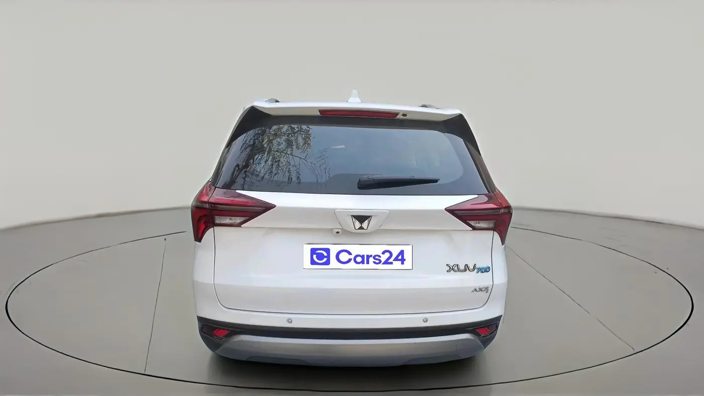 2023 Mahindra XUV700 AX 7 LUXURY D AT 7 STR, Diesel, Automatic, 44,992 km, exterior