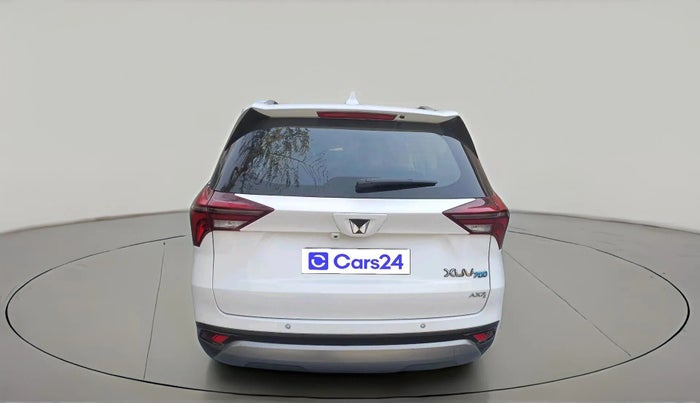 2023 Mahindra XUV700 AX 7 LUXURY D AT 7 STR, Diesel, Automatic, 44,992 km, exterior