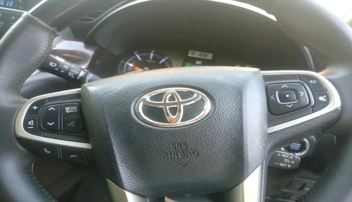 2019 Toyota Innova Crysta 2.4 VX 8 STR, Diesel, Manual, 1,26,211 km, interior