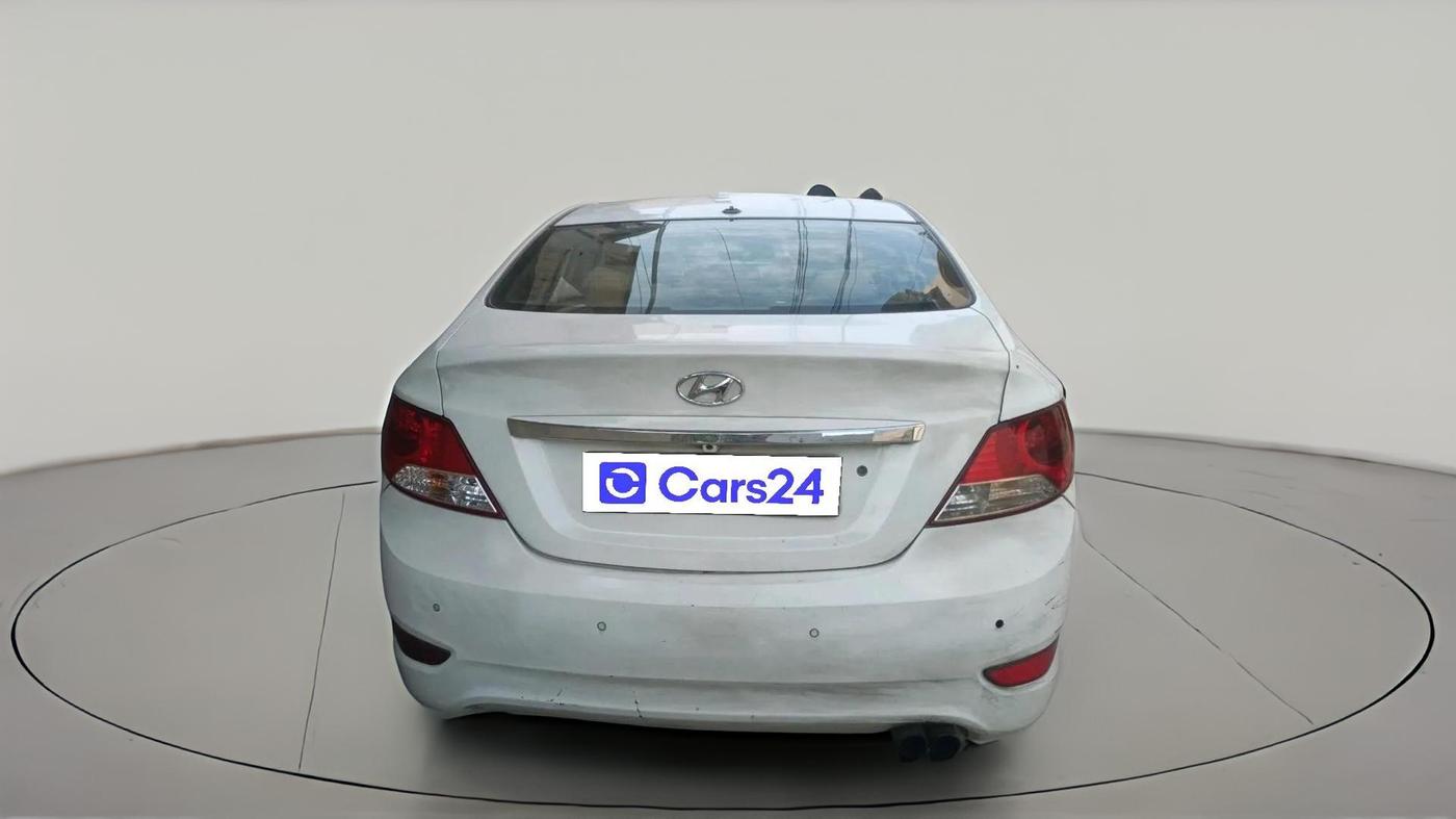 2012 Hyundai Verna FLUIDIC 1.6 CRDI SX, Diesel, Manual, 1,93,457 km, exterior
