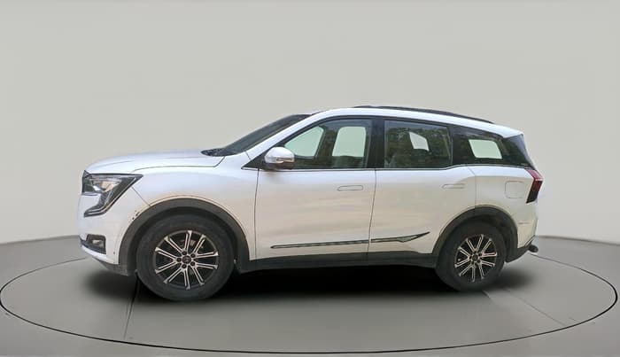 2023 Mahindra XUV700 AX 7 D AT 7 STR, Diesel, Automatic, 42,412 km, exterior