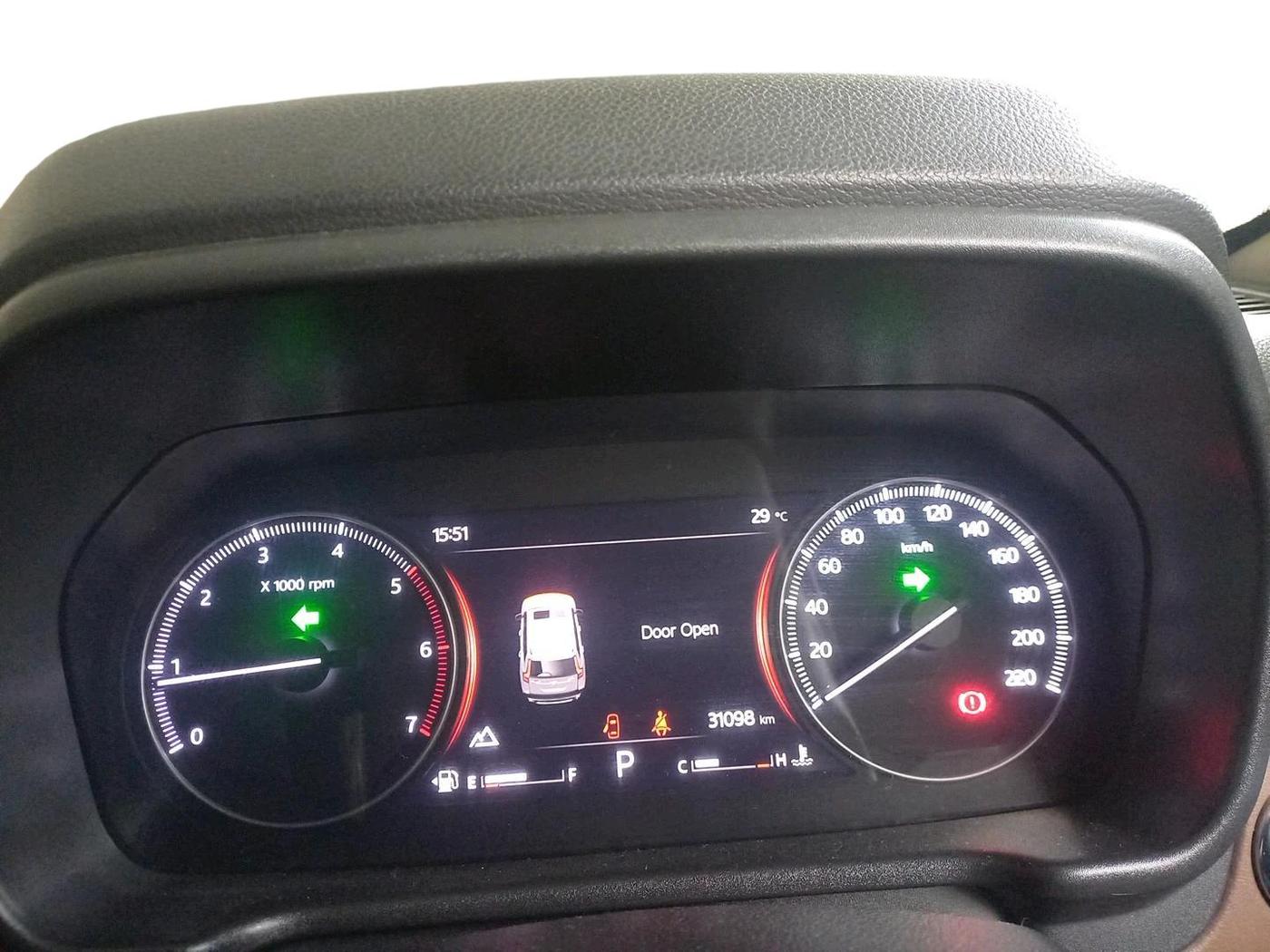 2022 Mahindra SCORPIO-N Z8 L DIESEL AT 4WD 7 STR, Diesel, Automatic, 31,098 km, interior