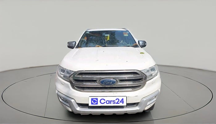 2016 Ford Endeavour TITANIUM 3.2 4X4 AT, Diesel, Automatic, 2,16,338 km, exterior