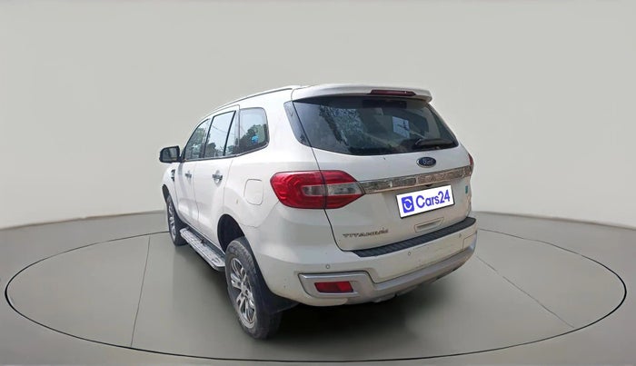 2016 Ford Endeavour TITANIUM 3.2 4X4 AT, Diesel, Automatic, 2,16,338 km, exterior