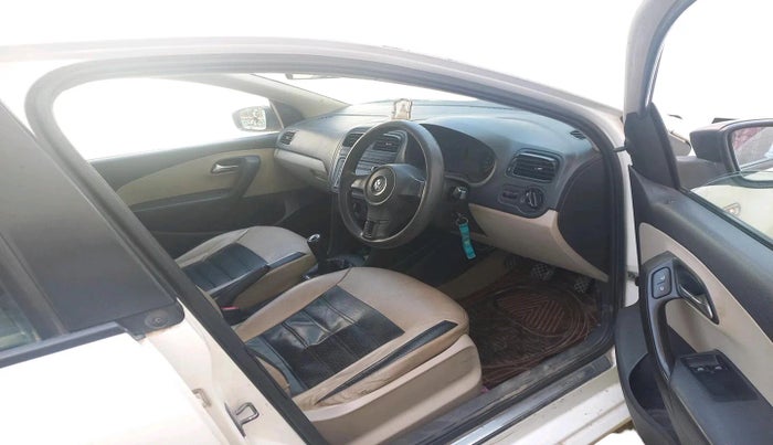 2011 Volkswagen Polo TRENDLINE 1.2L PETROL, Petrol, Manual, 39,046 km, interior
