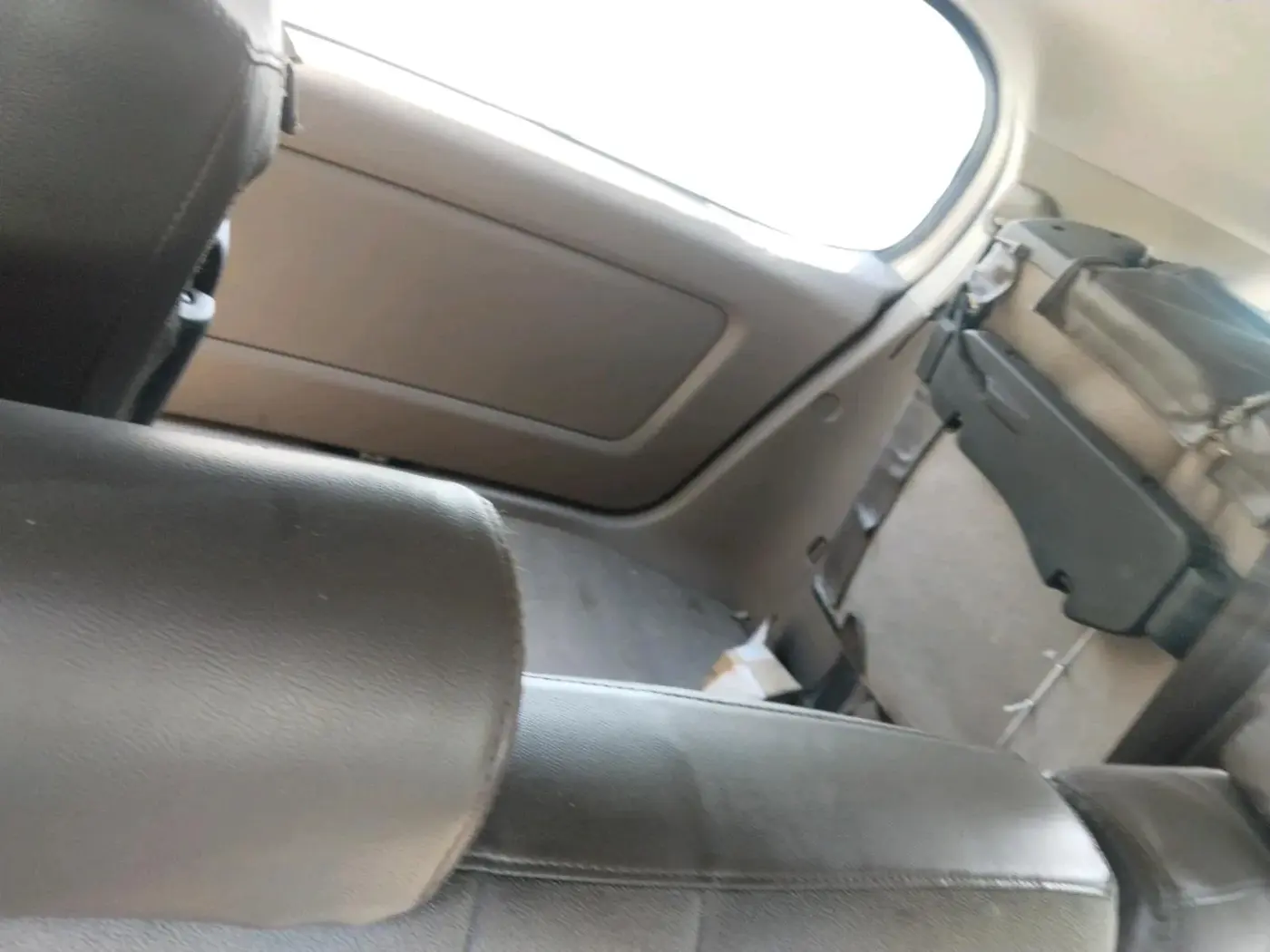 2015 Toyota Innova 2.5 VX 8 STR, Diesel, Manual, 62,503 km, interior