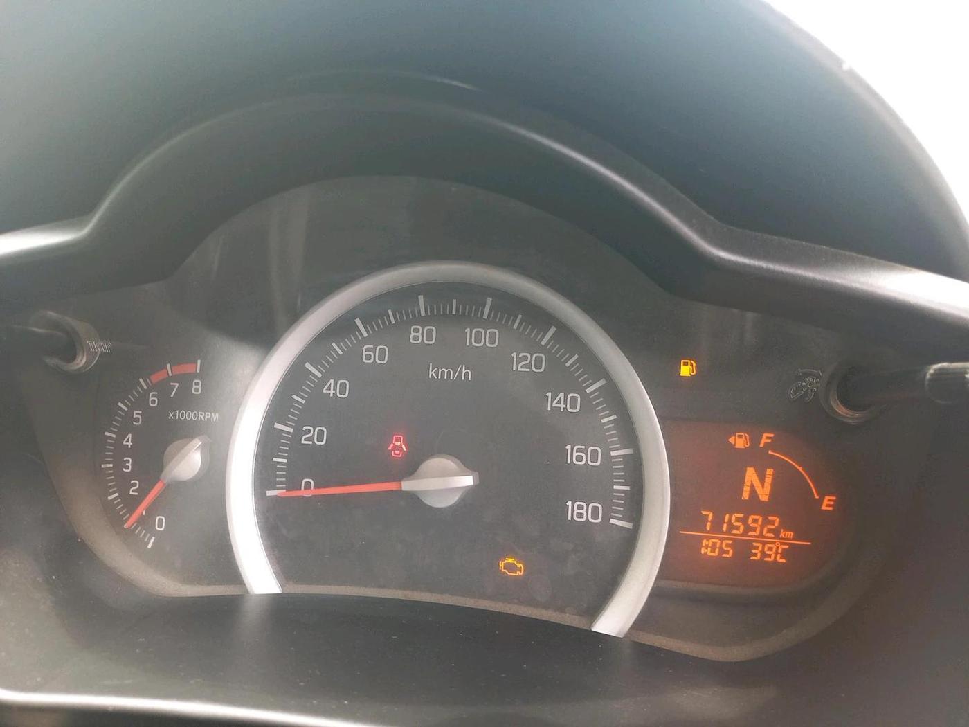 2016 Maruti Celerio VXI AMT, CNG, Automatic, 71,592 km, interior