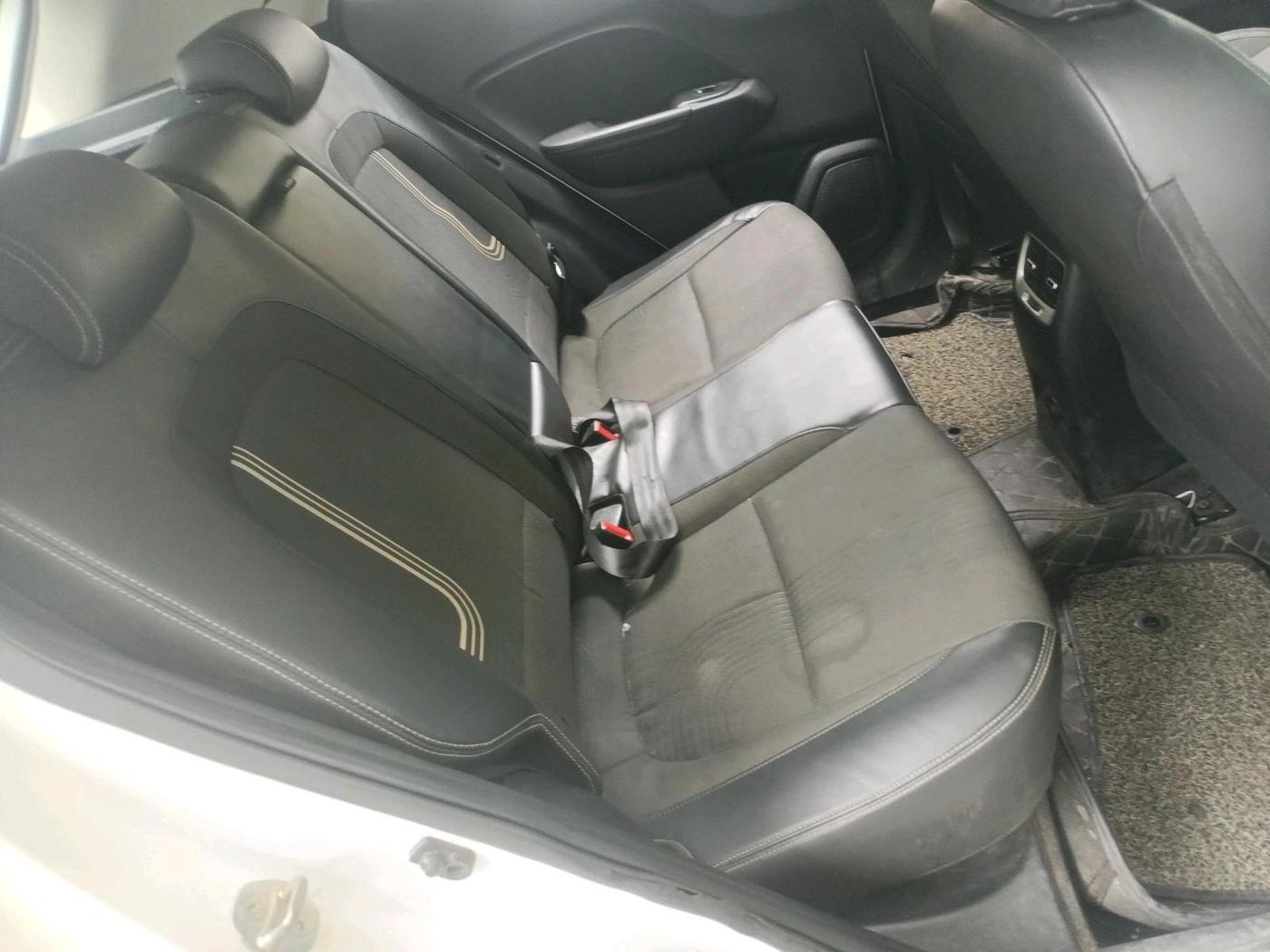 2019 Hyundai VENUE SX 1.0 (O) TURBO, Petrol, Manual, 64,613 km, interior