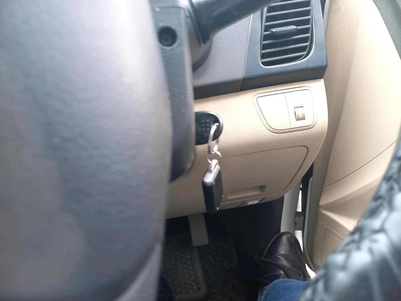 2013 Hyundai Eon ERA +, Petrol, Manual, 56,124 km, interior