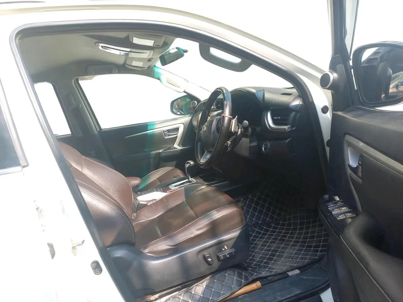 2018 Toyota Fortuner 2.8 4X2 AT, Diesel, Automatic, 80,622 km, interior