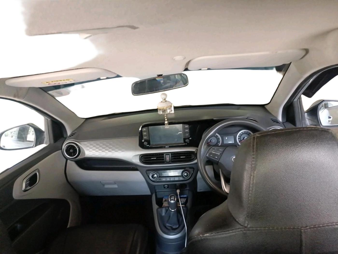 2021 Hyundai GRAND I10 NIOS SPORTZ 1.2 KAPPA VTVT CNG, CNG, Manual, 72,400 km, interior