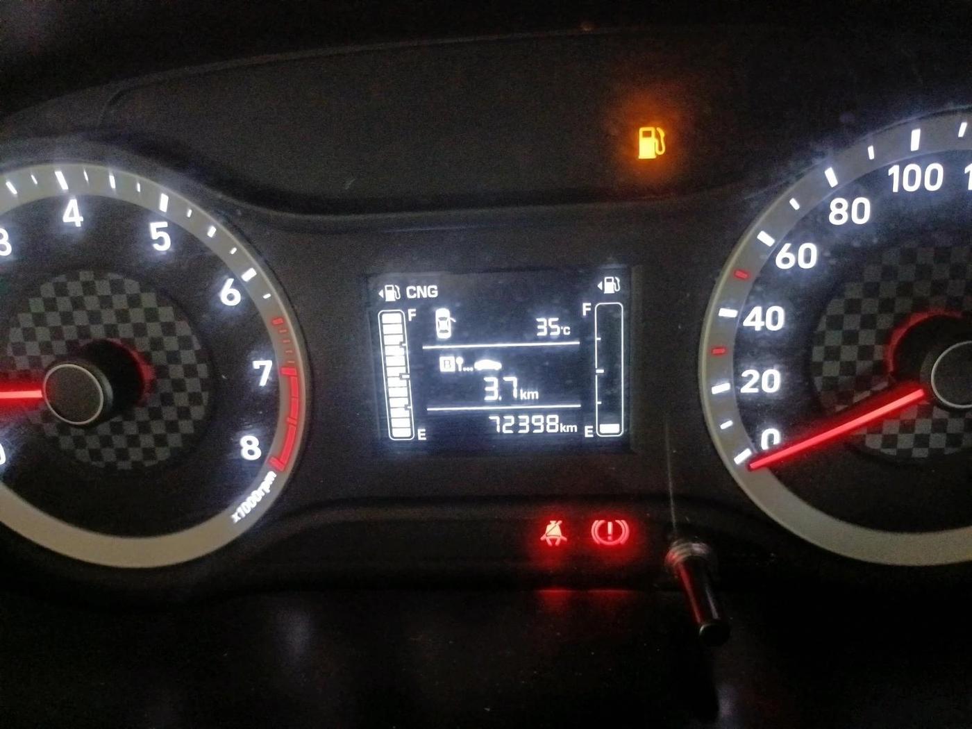 2021 Hyundai GRAND I10 NIOS SPORTZ 1.2 KAPPA VTVT CNG, CNG, Manual, 72,400 km, interior