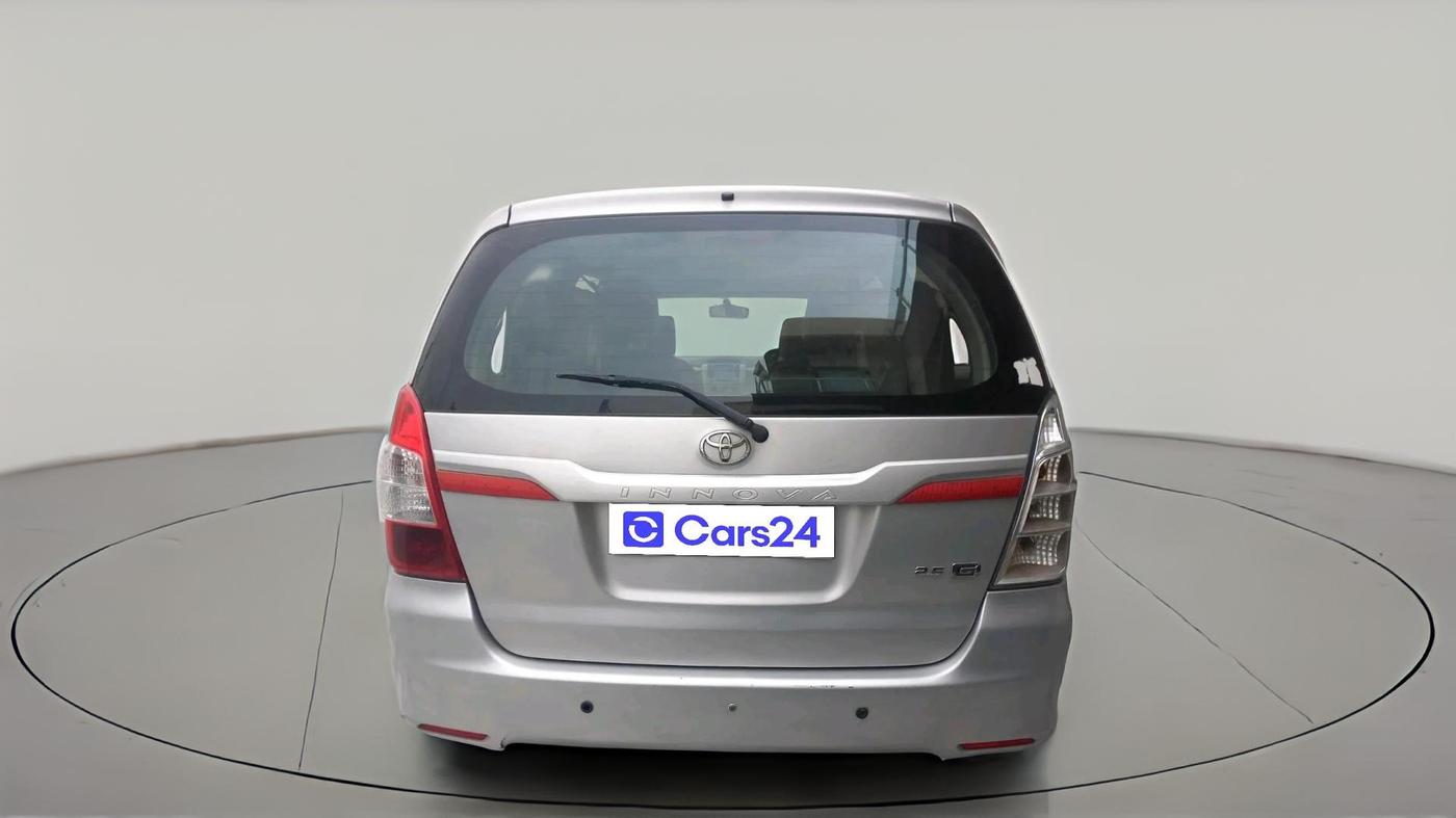 2014 Toyota Innova 2.5 GX 7 STR, Diesel, Manual, 61,815 km, exterior