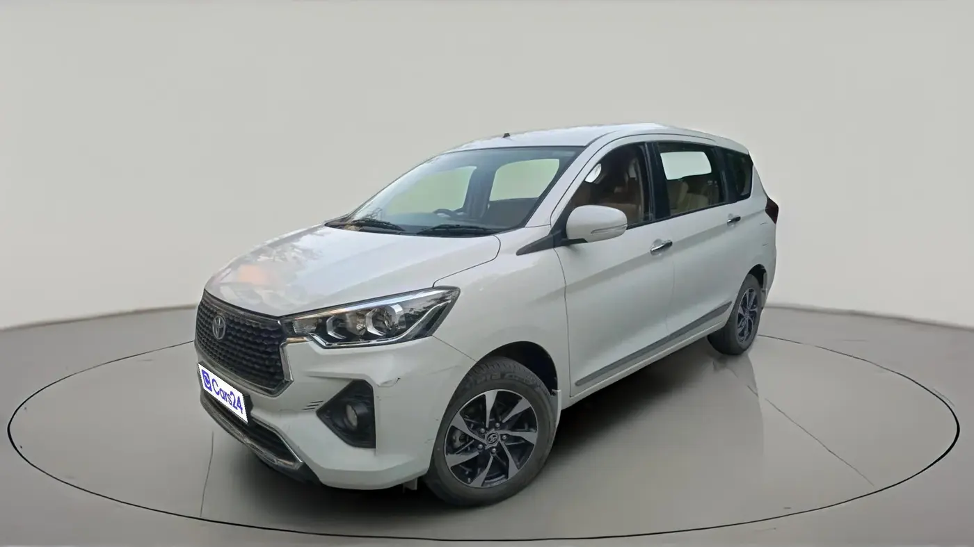 2024 Toyota RUMION V AT , Petrol, Automatic, 19,062 km, exterior