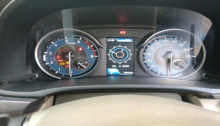 2024 Toyota RUMION V AT , Petrol, Automatic, 19,062 km, interior