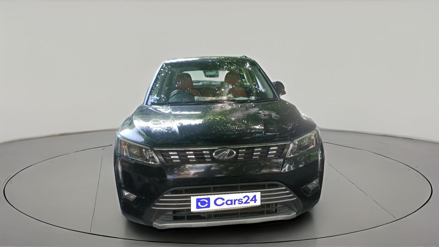 2022 Mahindra XUV300 W8 1.5 DIESEL, Diesel, Manual, 68,752 km, exterior