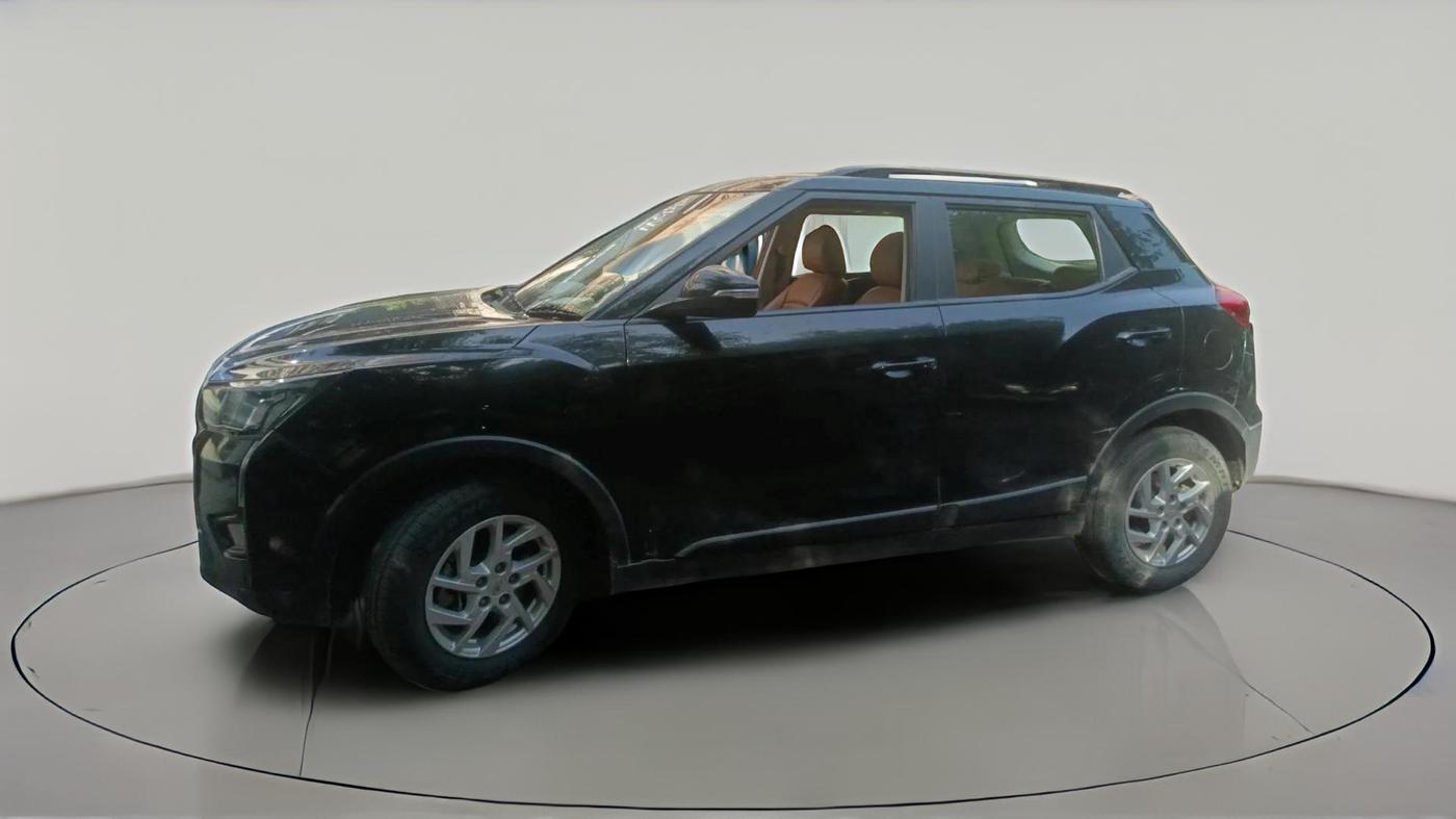 2022 Mahindra XUV300 W8 1.5 DIESEL, Diesel, Manual, 68,752 km, exterior