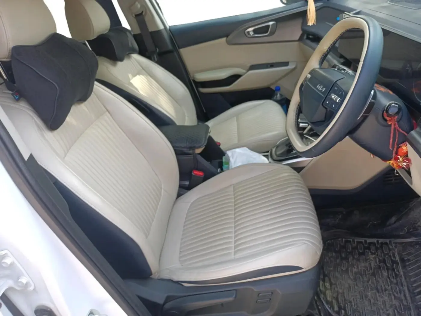 2025 KIA Carens Clavis HTX Plus 1.5 Turbo Petrol 7STR DCT, Petrol, Automatic, 10,745 km, interior