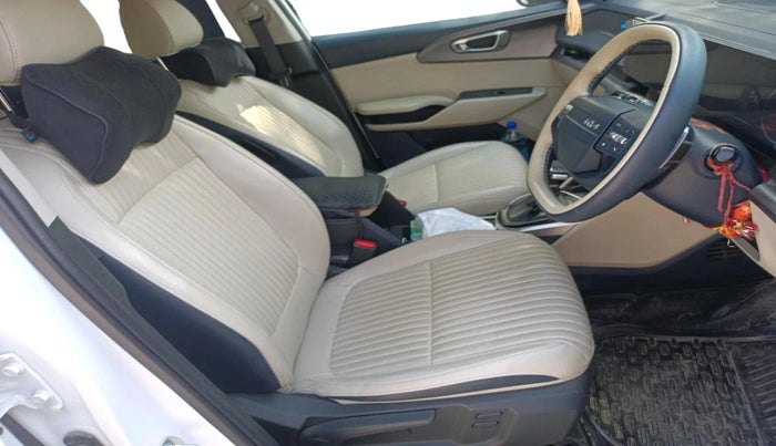 2025 KIA Carens Clavis HTX Plus 1.5 Turbo Petrol 7STR DCT, Petrol, Automatic, 10,745 km, interior