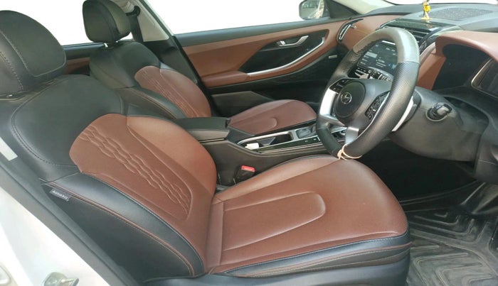 2023 Hyundai ALCAZAR PLATINUM(O) 6STR 1.5 AT, Diesel, Automatic, 18,092 km, interior