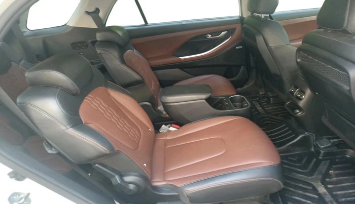 2023 Hyundai ALCAZAR PLATINUM(O) 6STR 1.5 AT, Diesel, Automatic, 18,092 km, interior