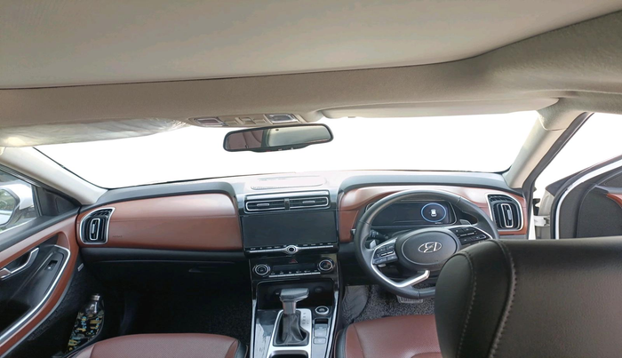 2022 Hyundai ALCAZAR PLATINUM(O) 7STR 1.5 AT, Diesel, Automatic, 1,07,924 km, interior