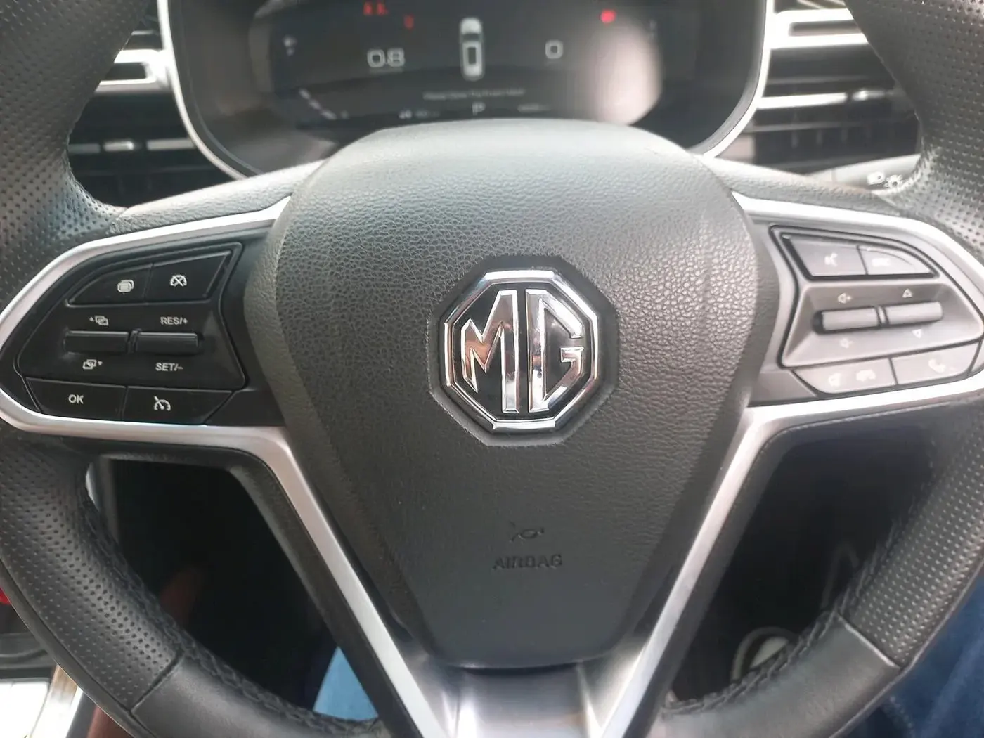 2023 MG HECTOR PLUS SHARP PRO 1.5 PETROL TURBO CVT 7 STR, Petrol, Automatic, 13,235 km, interior