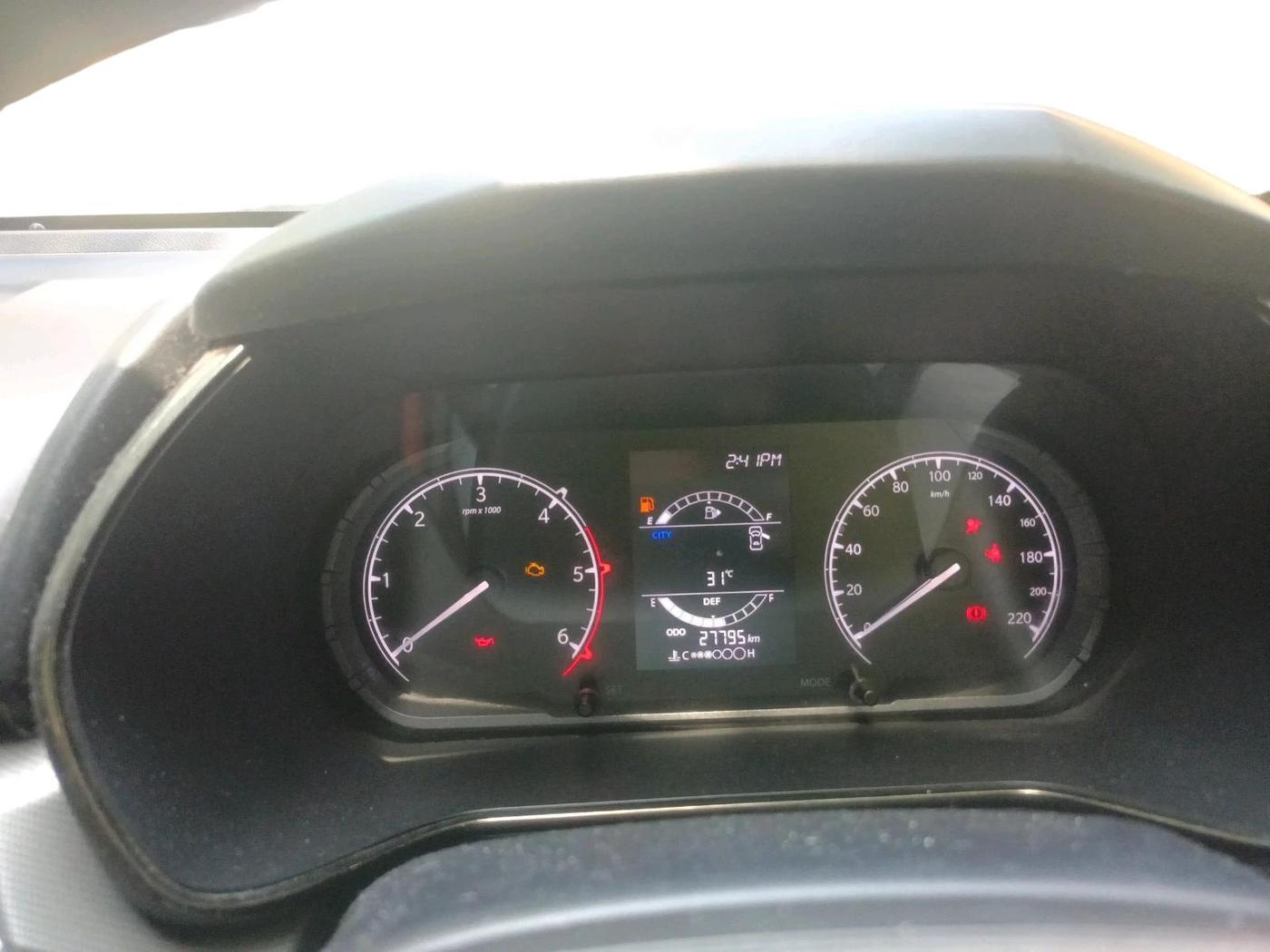 2022 Tata Safari XT PLUS, Diesel, Manual, 27,795 km, interior