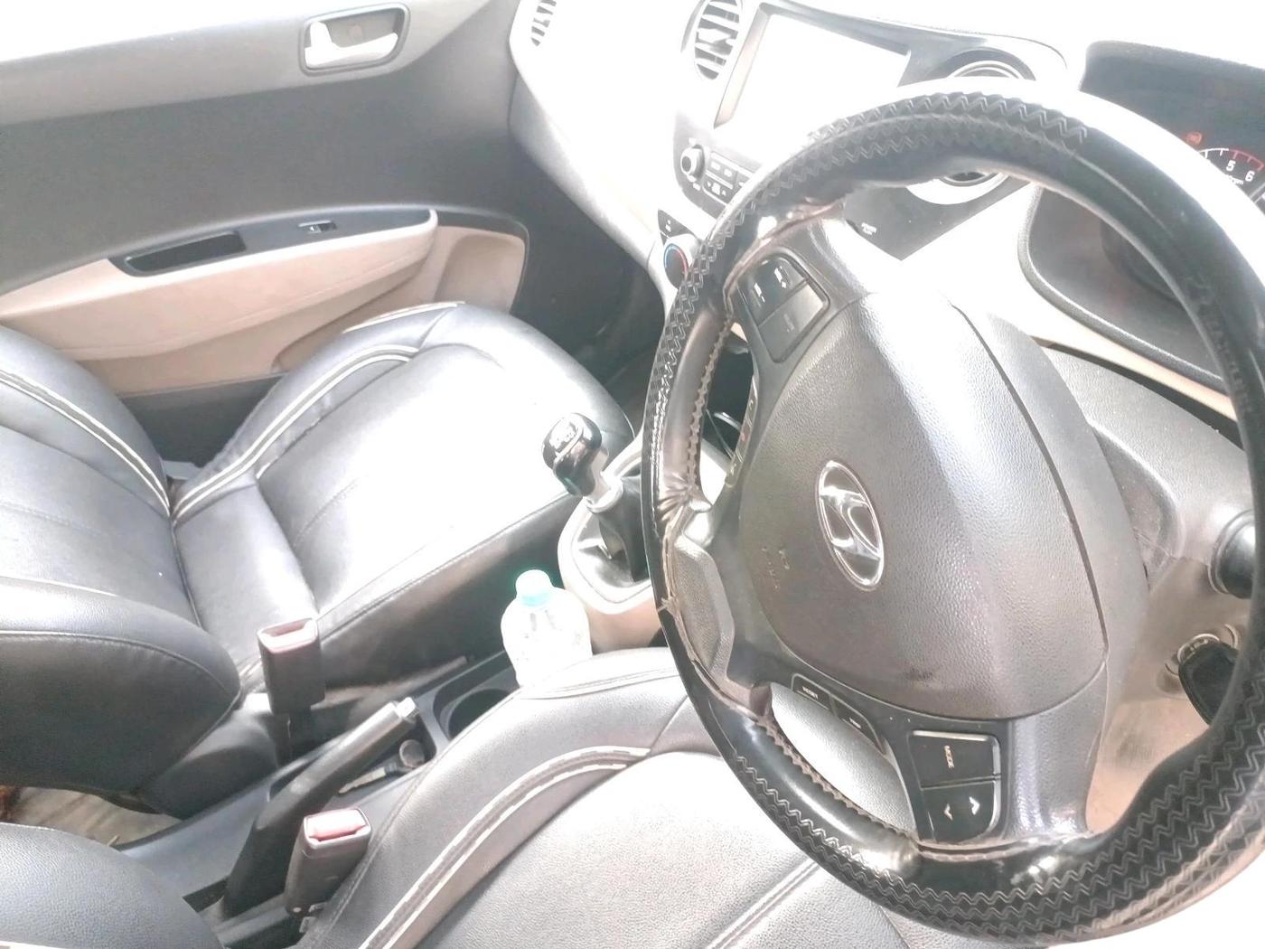 2018 Hyundai Grand i10 SPORTZ U2 1.2 CRDI, Diesel, Manual, 1,19,012 km, interior