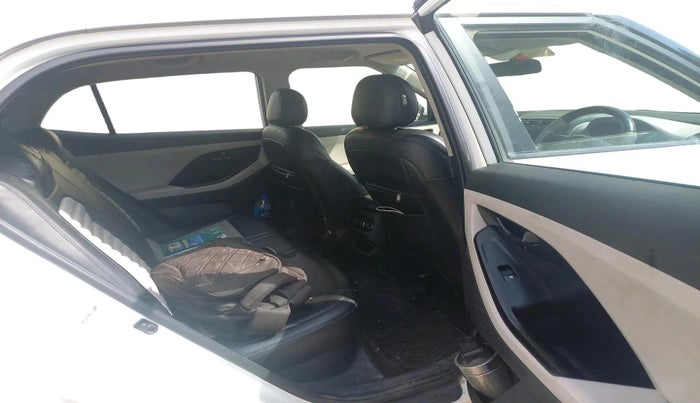 2022 Hyundai Creta EX 1.5 DIESEL, Diesel, Manual, 1,04,461 km, interior