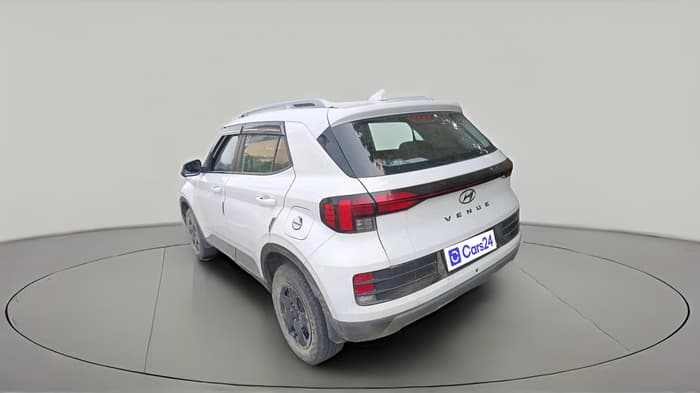 2024 Hyundai VENUE S 1.2, Petrol, Manual, 27,744 km, exterior