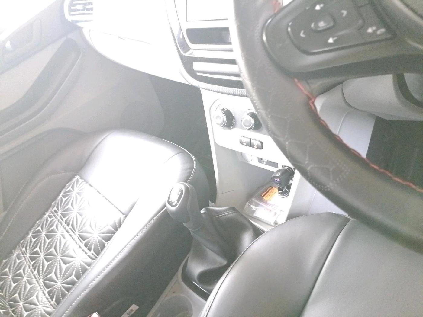 2024 Tata Tiago XT (O) PETROL, Petrol, Manual, 15,565 km, interior