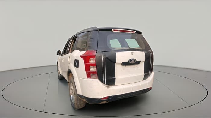 2012 Mahindra XUV500 W8, Diesel, Manual, 2,23,961 km, exterior