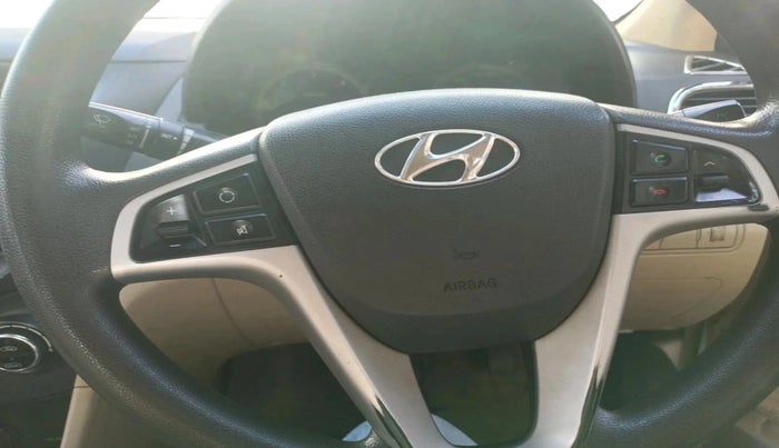 2014 Hyundai Verna FLUIDIC 1.6 CRDI SX AT, Diesel, Automatic, 97,540 km, interior